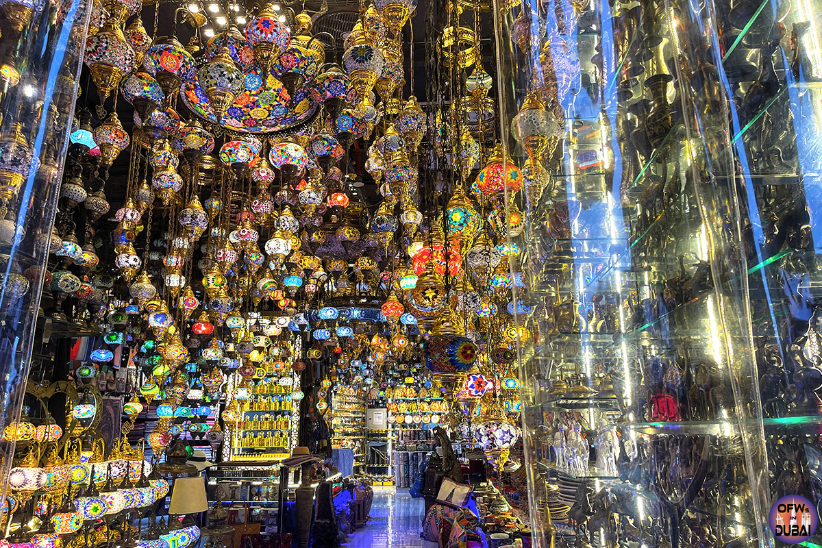 Traditional-Lamps-at-Old-Dubai-Souq